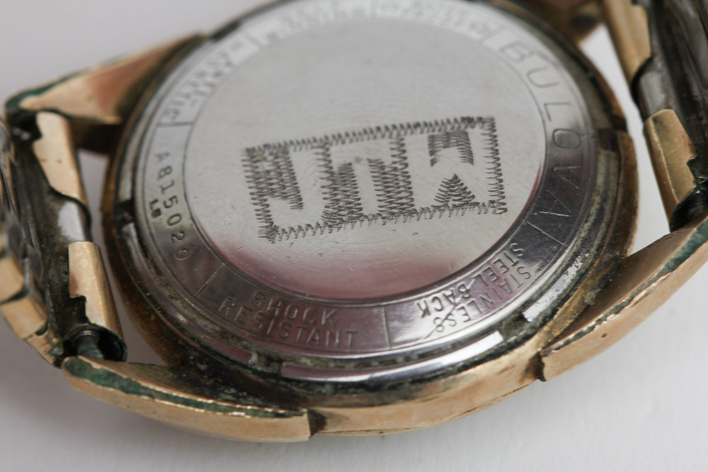 Man's Vintage Bulova 23 Jewel Self Winding Gold Tone Watch