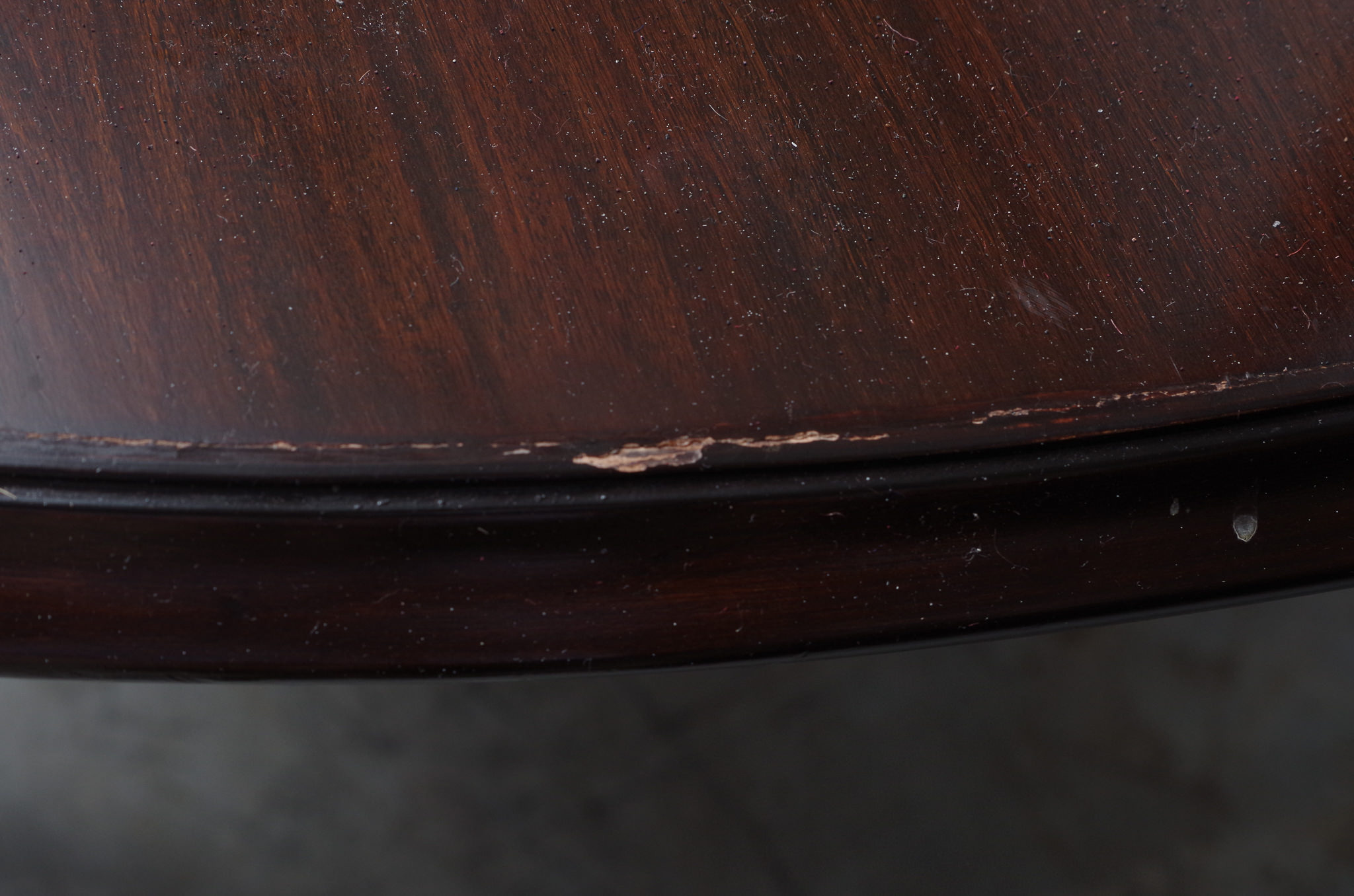 Queen Anne Style Oval Dining Table and Six Chairs