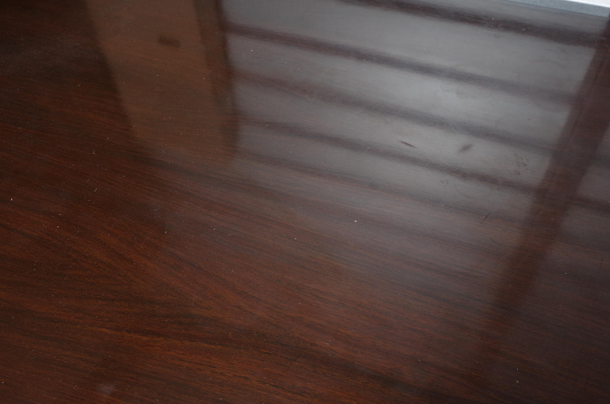 Queen Anne Style Oval Dining Table and Six Chairs