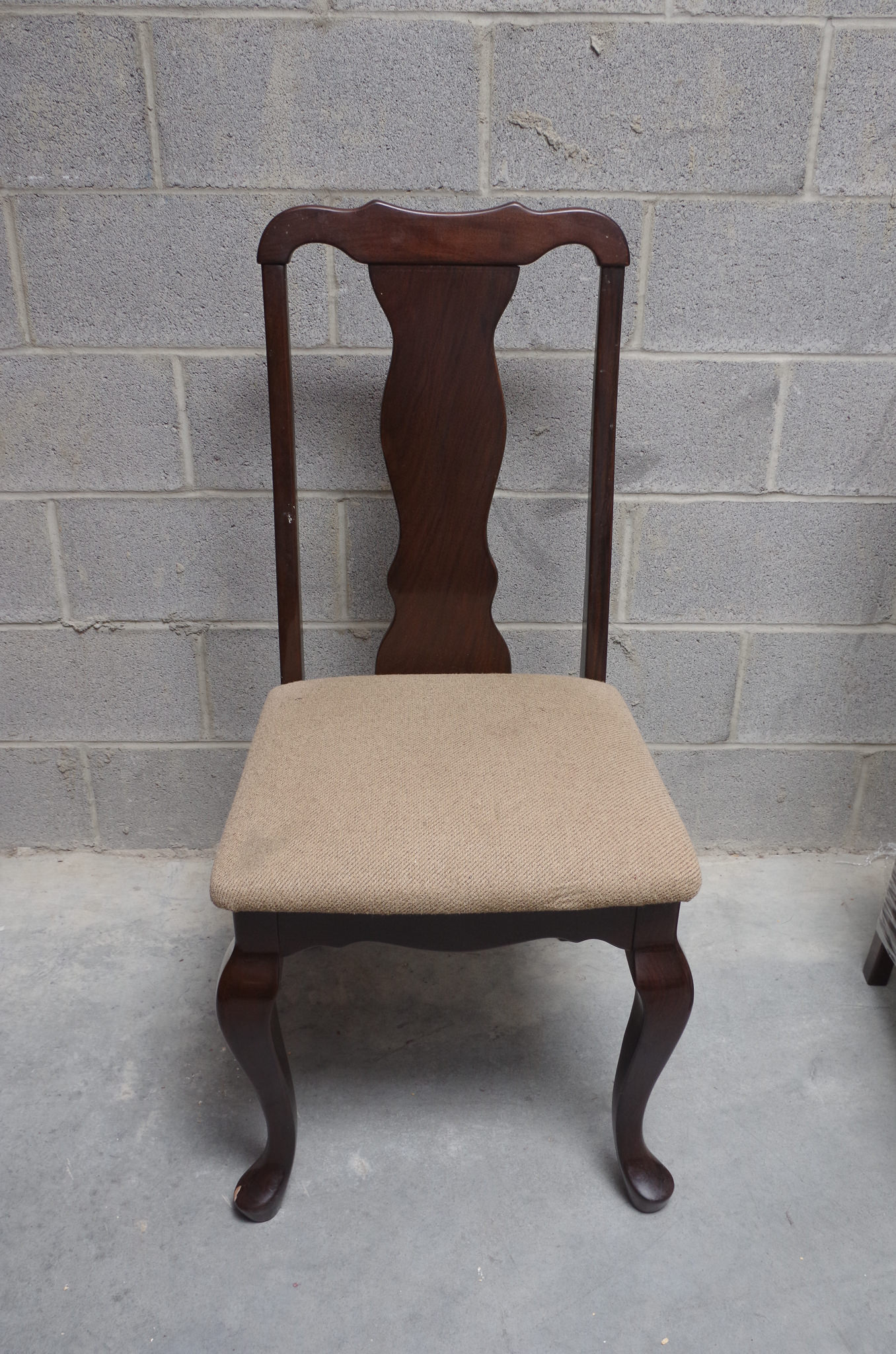 Queen Anne Style Oval Dining Table and Six Chairs