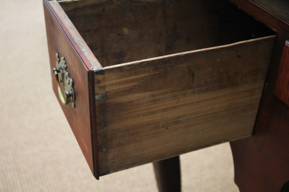 Mid 18th Century New England Queen Anne Dressing Table