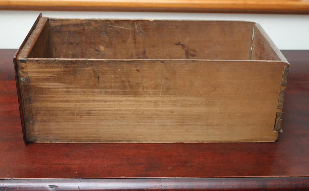 Mid 18th Century New England Queen Anne Dressing Table