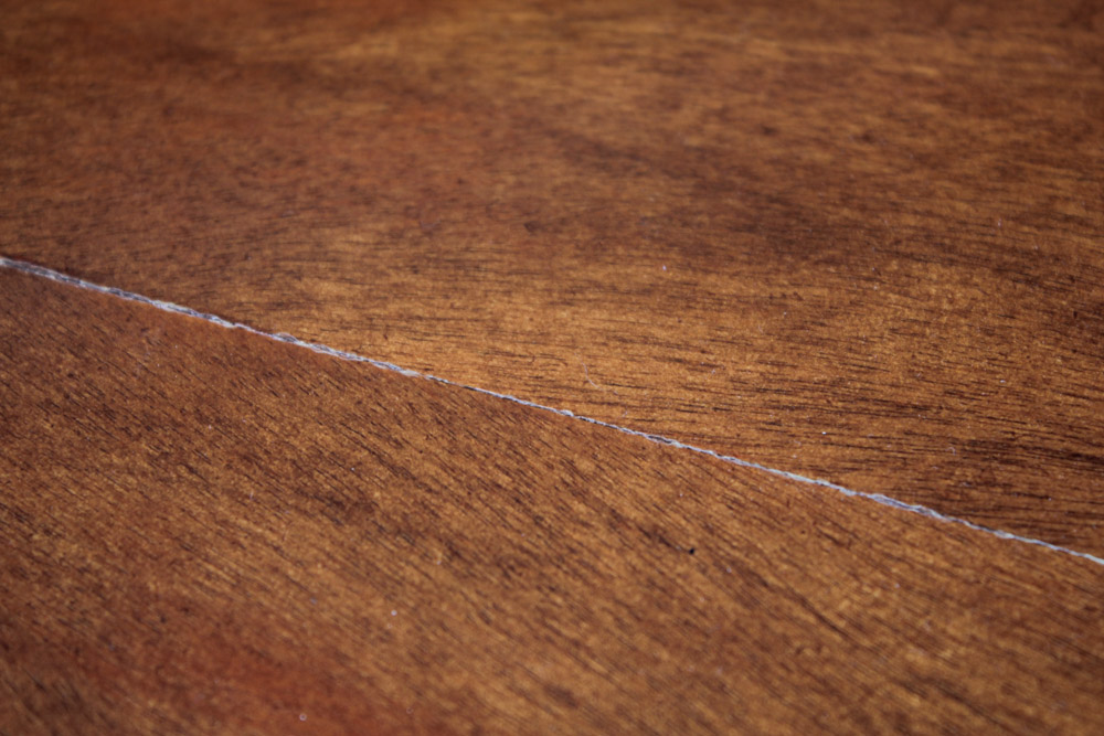 Federal Style Round Mahogany Dining Table