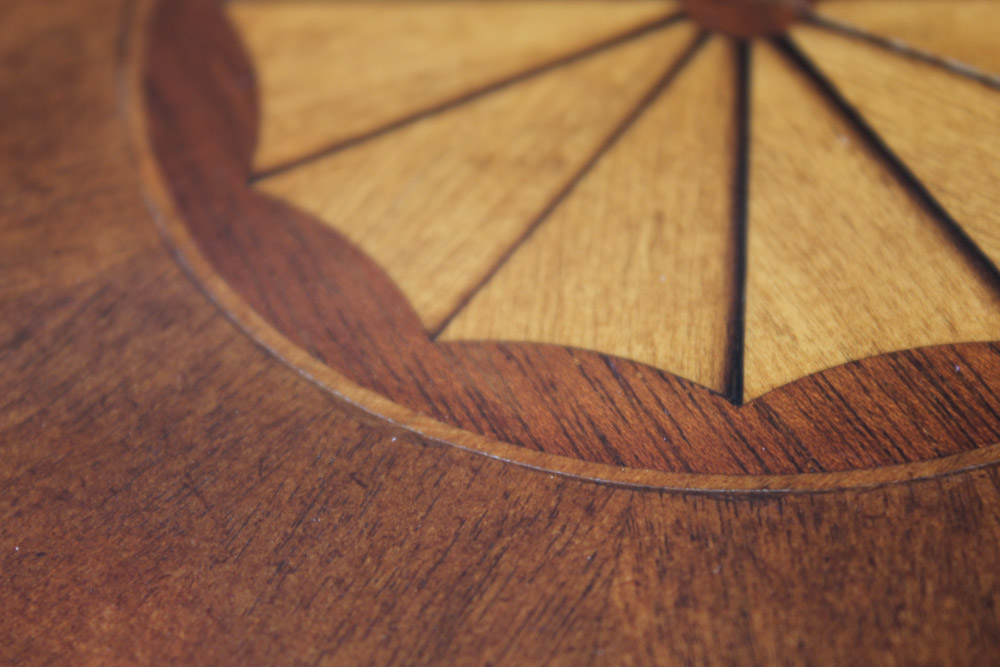 Federal Style Round Mahogany Dining Table
