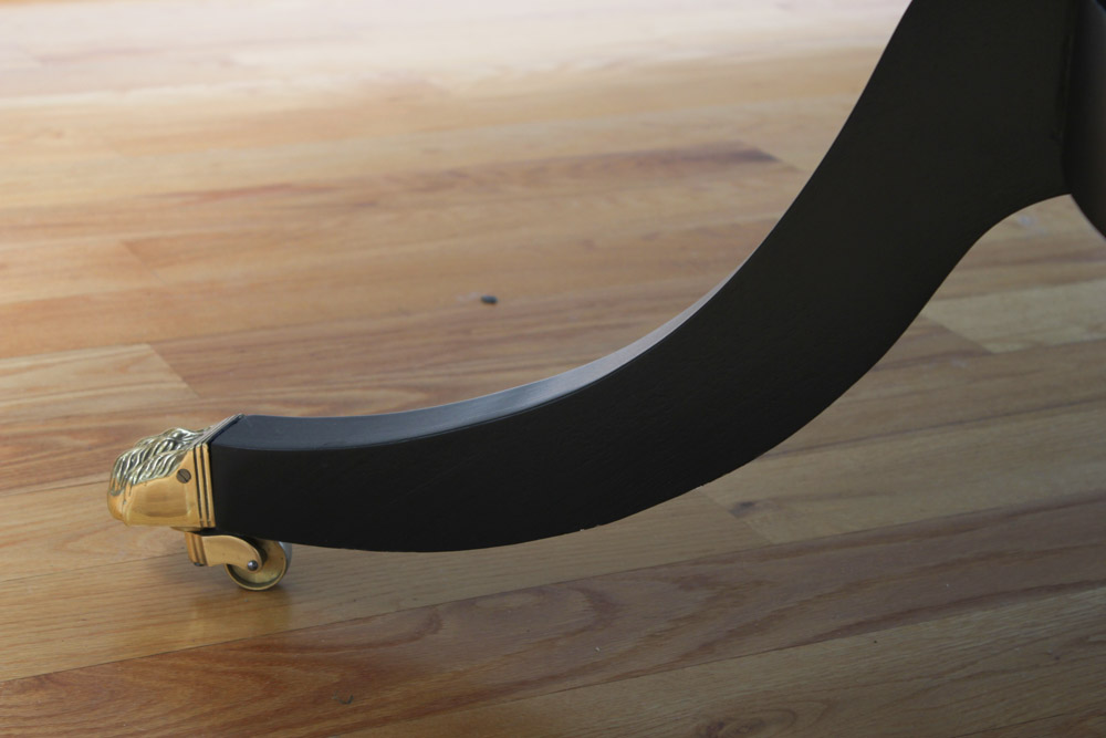 Federal Style Round Mahogany Dining Table