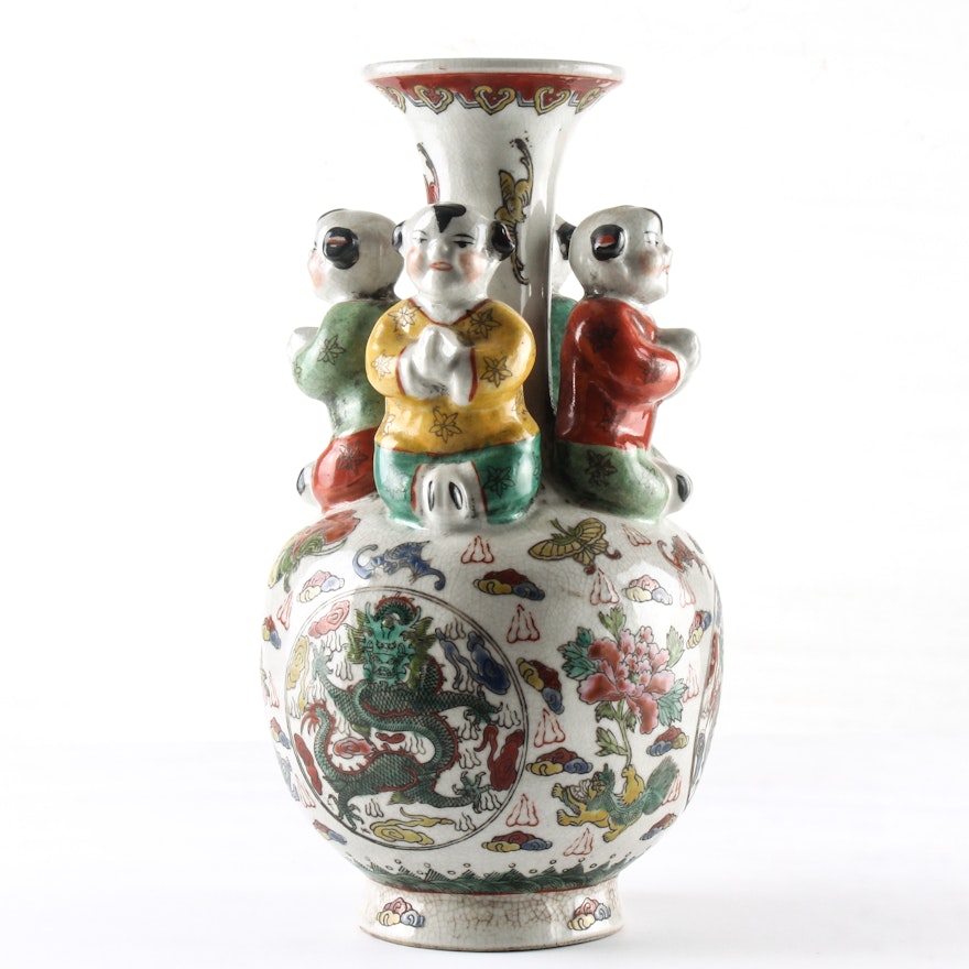 Mid-19th Century Chinese Wucai Vase