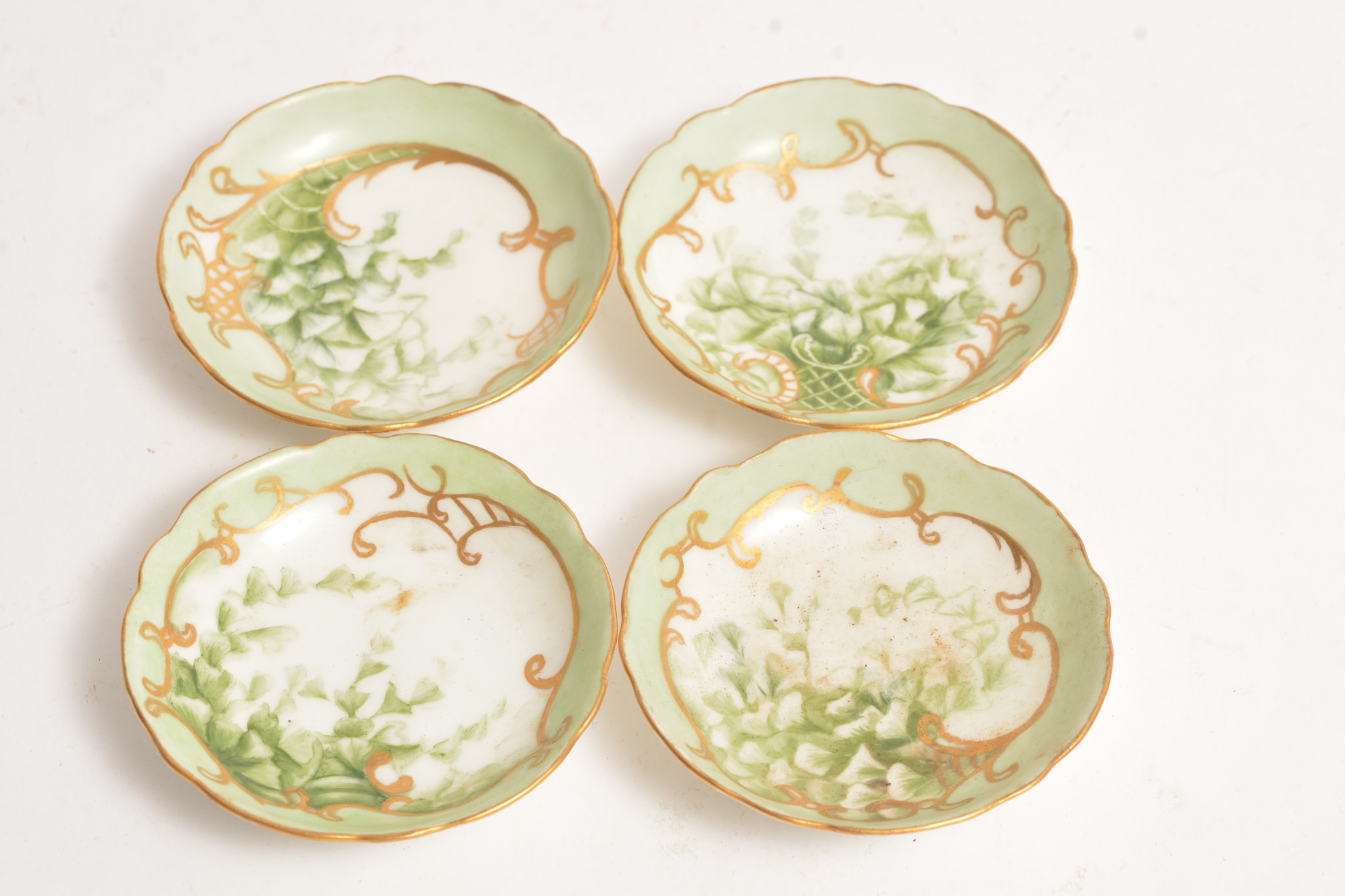 Assortment of Fine Haviland and Hull China