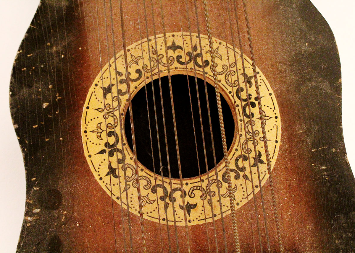 Vintage Ukelin Stringed Instrument