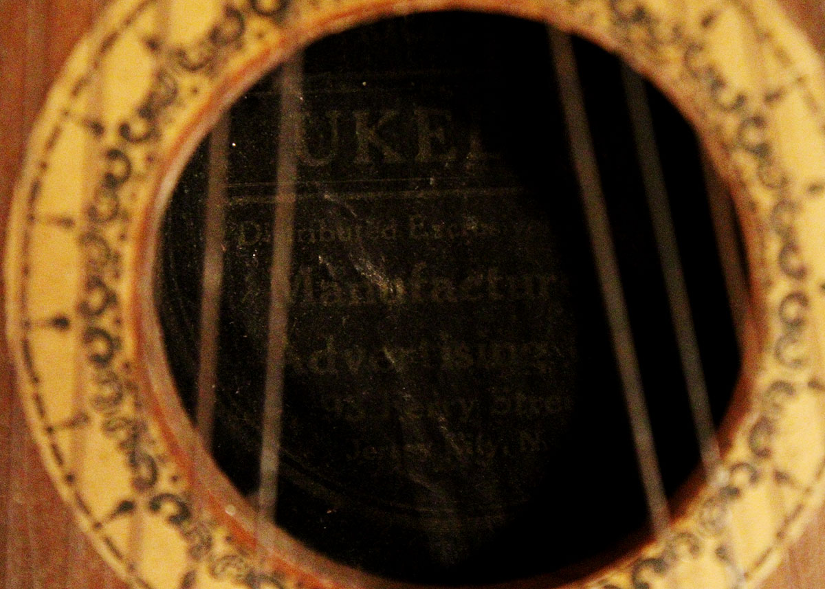 Vintage Ukelin Stringed Instrument