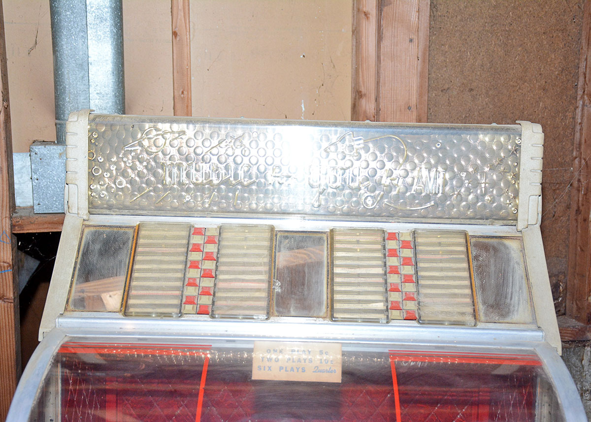 1951 AMI D-40 Jukebox