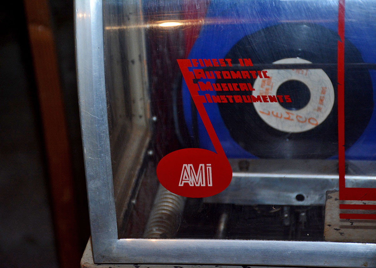 1951 AMI D-40 Jukebox