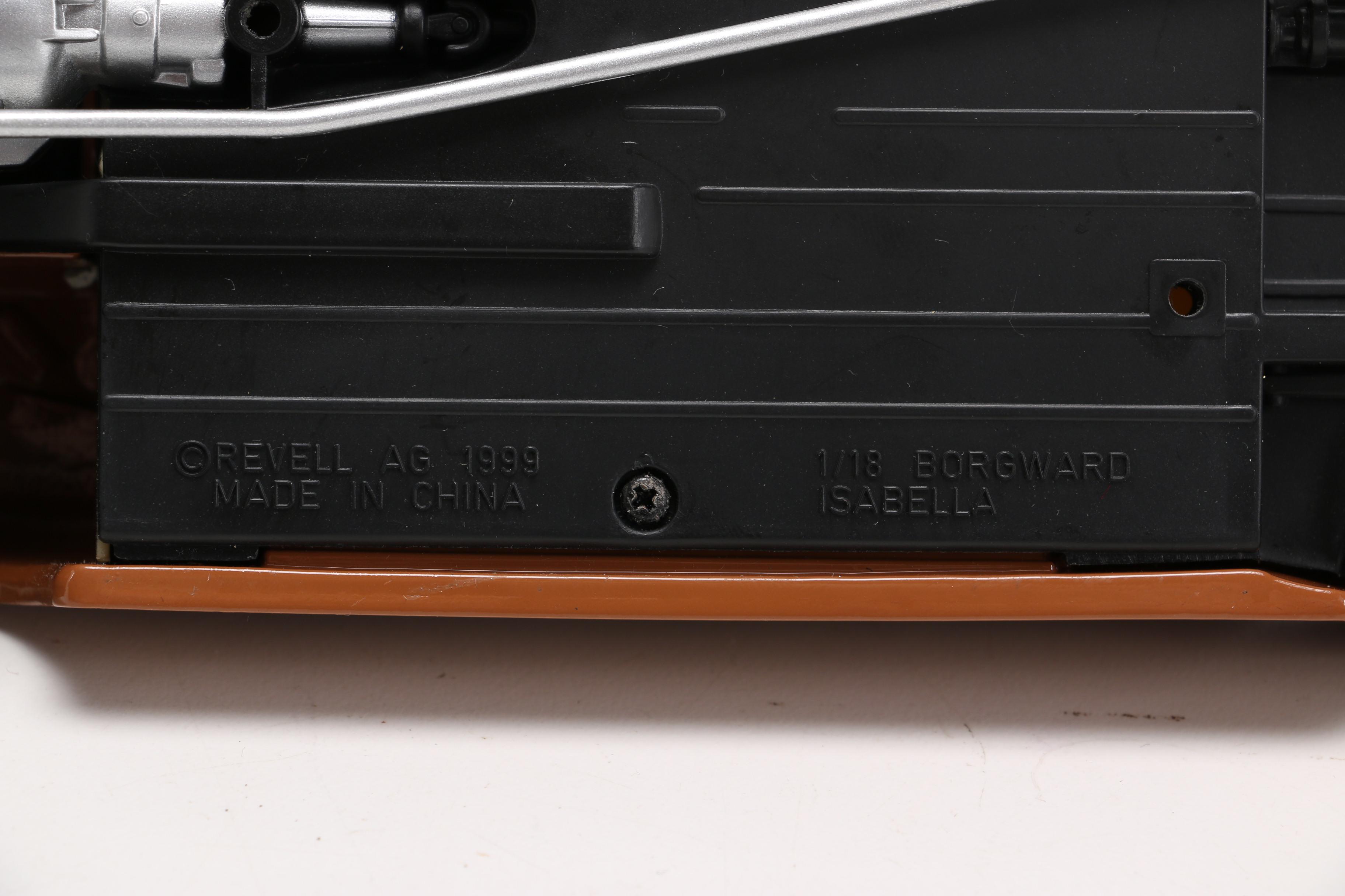 Revell Borgward Isabella Die-Cast Cars