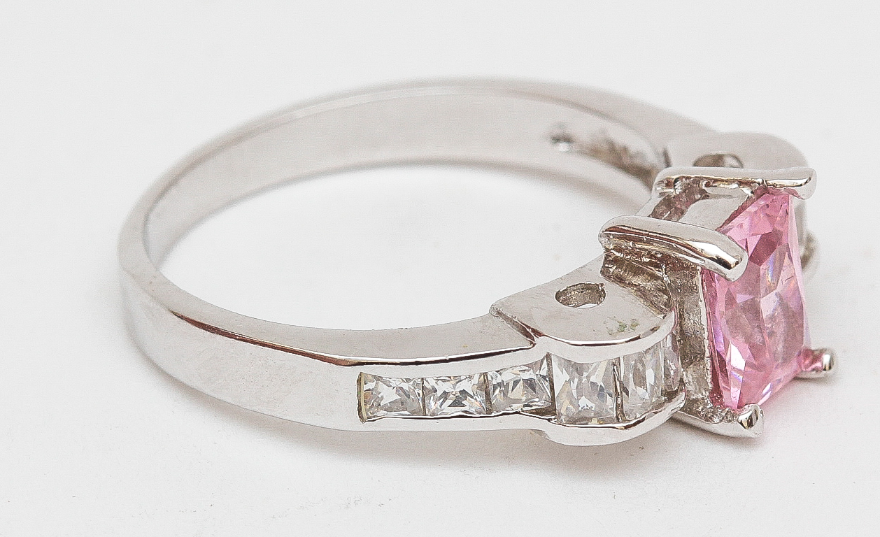 Sterling Silver Pink Glass Ring