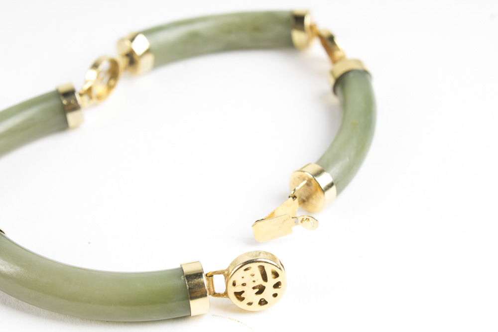 Assortment of Jewelry