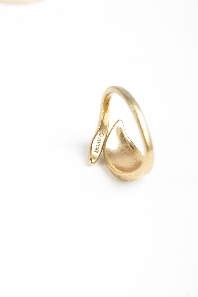 Assortment of Jewelry