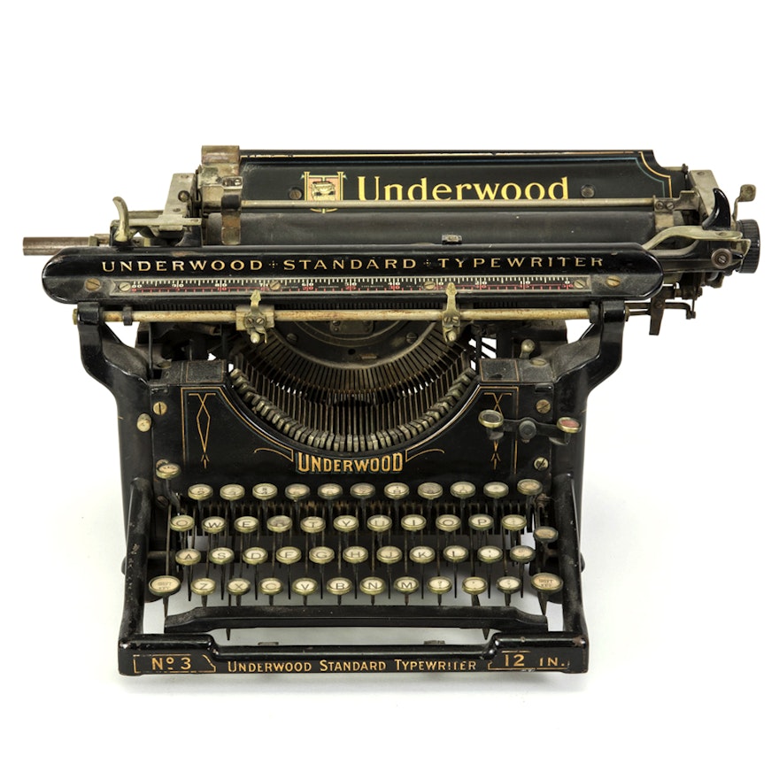 1915 Underwood Typewriter (No. 3)