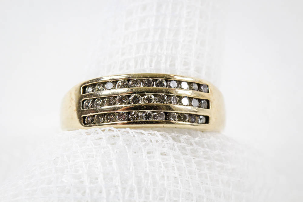 10K Yellow Gold Diamond Ring