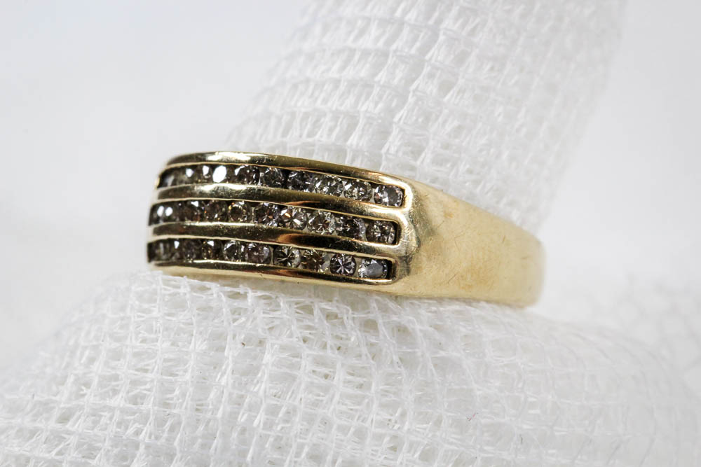 10K Yellow Gold Diamond Ring