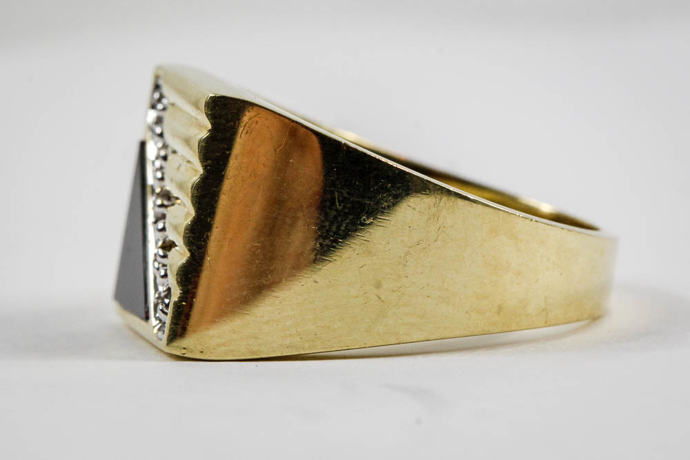 10K Yellow Gold Black Onyx and Diamond Ring