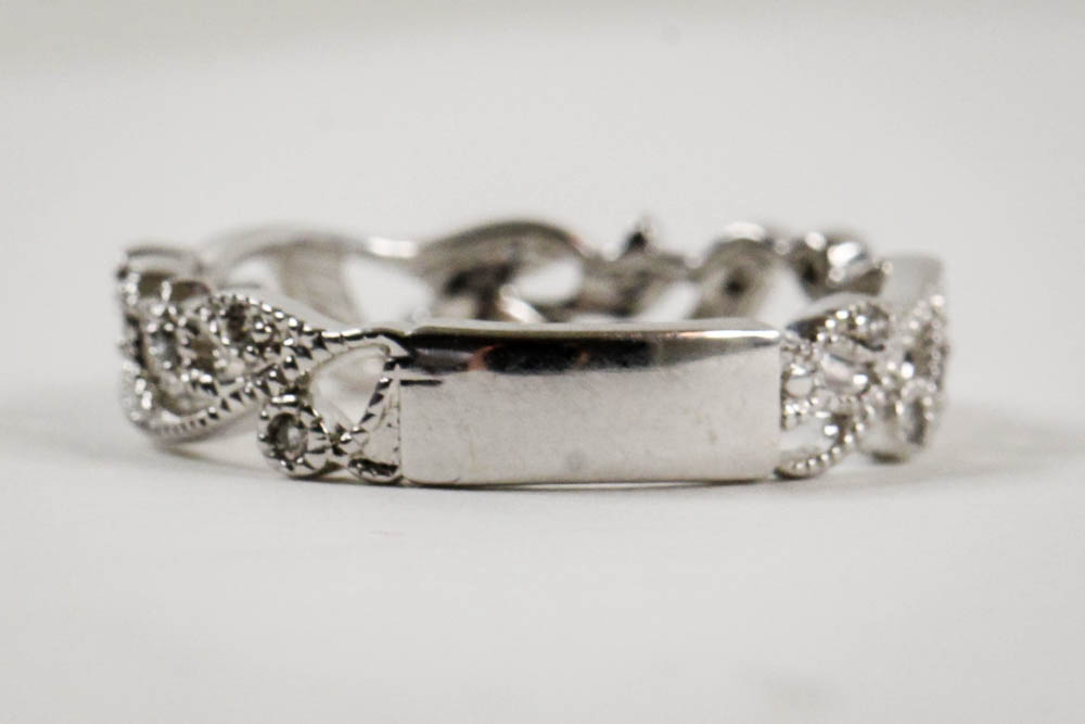 14K White Gold Kubér Diamond Ring