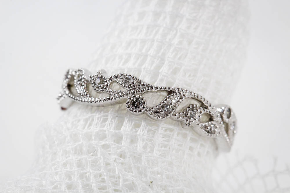 14K White Gold Kubér Diamond Ring