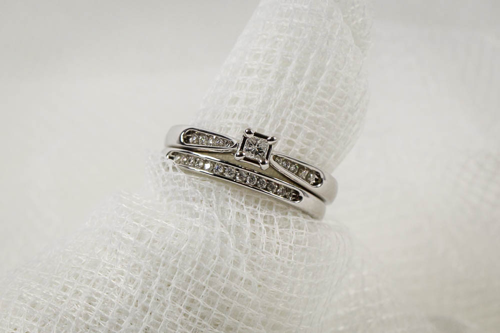 10K White Gold Diamond Wedding Set