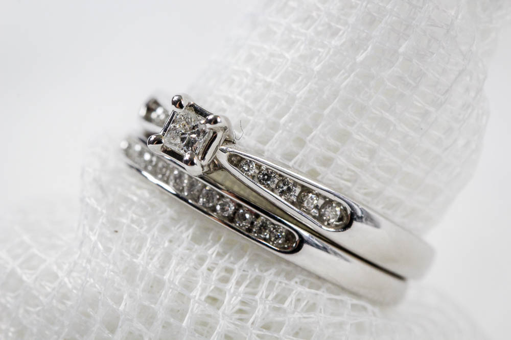10K White Gold Diamond Wedding Set