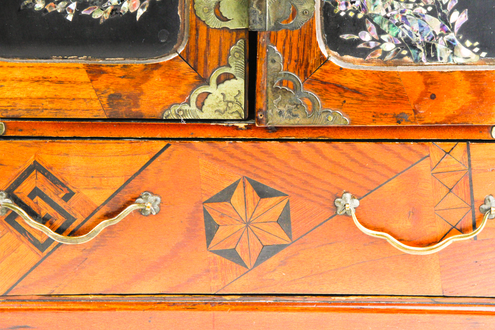 Japanese Wooden Jewelry Box with Marquetry and Inlay