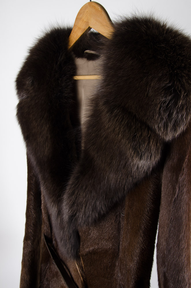 Vintage 1970s Women's German Fox Fur Collared Coat