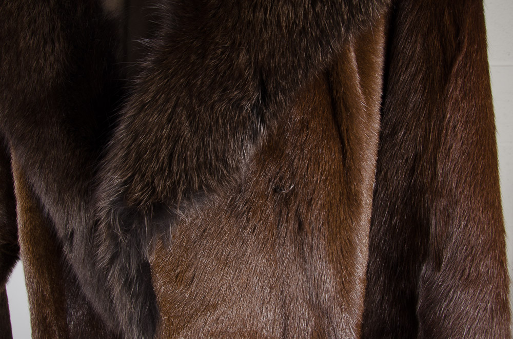 Vintage 1970s Women's German Fox Fur Collared Coat