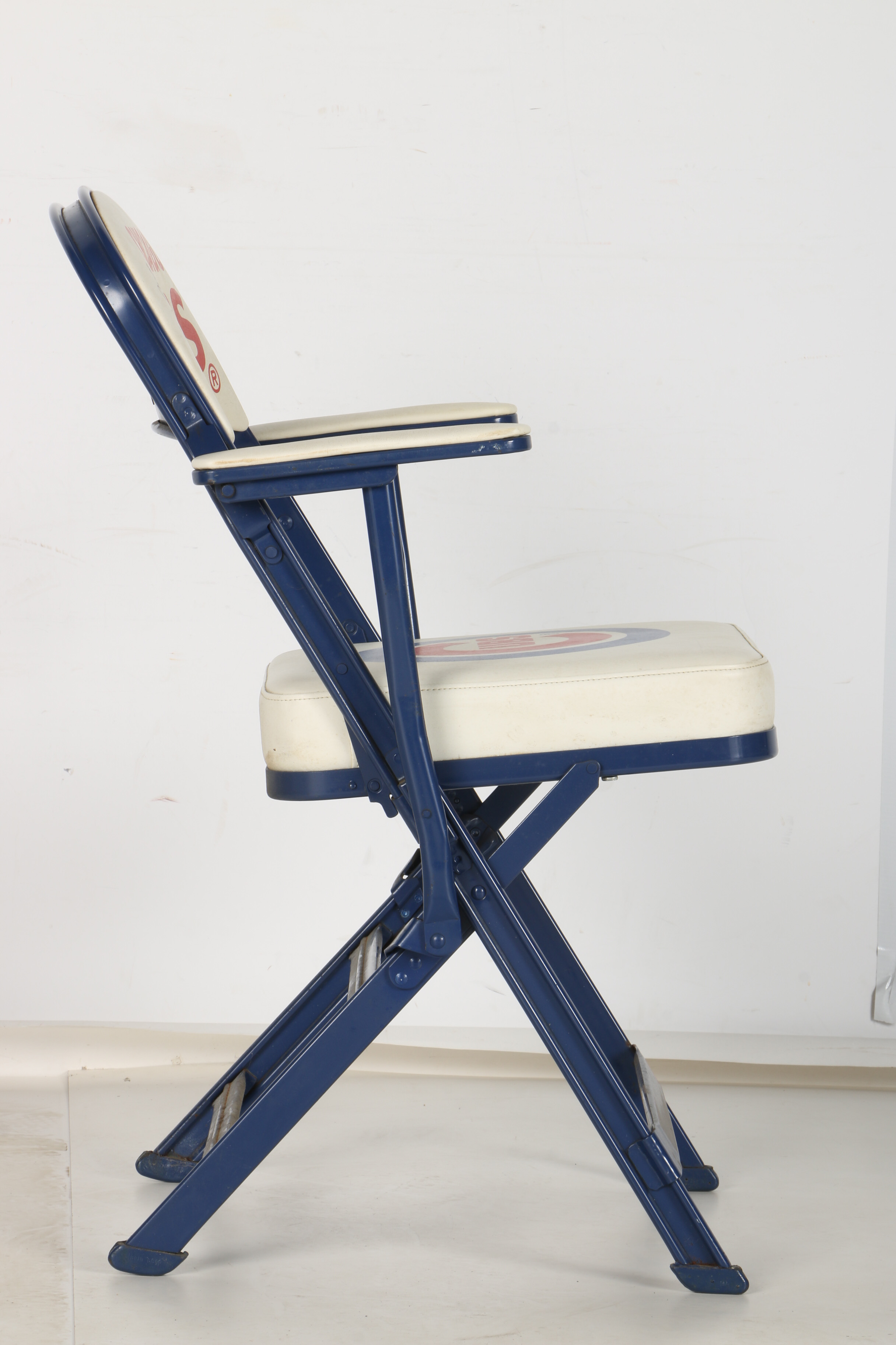 Ernie Banks Signed Cubs Limited Edition Folding Chair