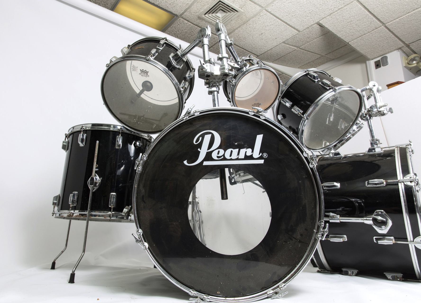 Pearl 8-Piece Pro Drum Set