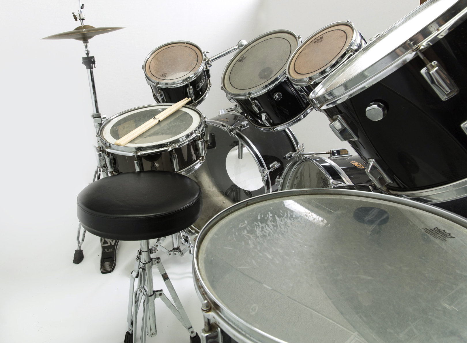 Pearl 8-Piece Pro Drum Set