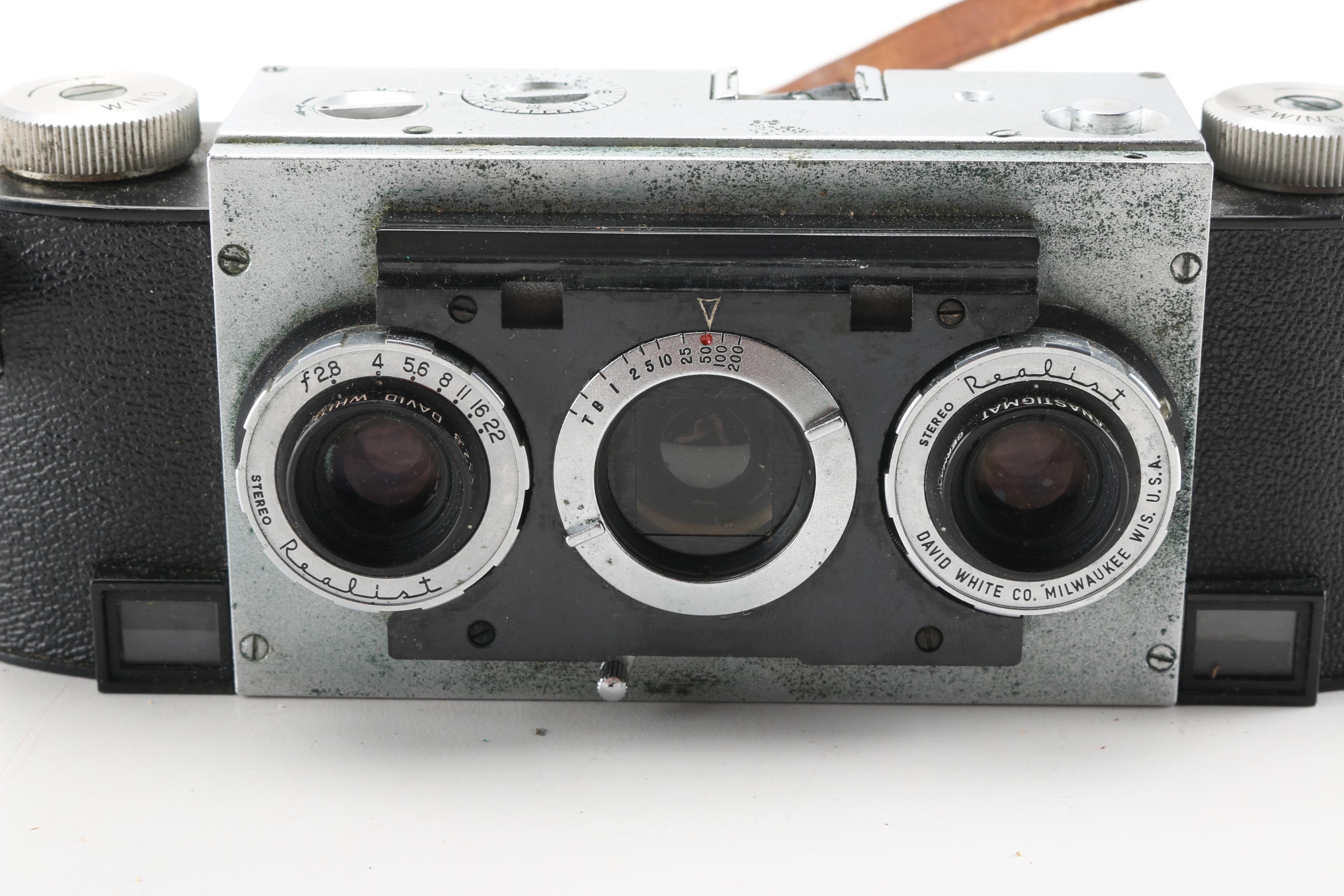 Stereo Realist Point-and-Shoot Camera With Bag