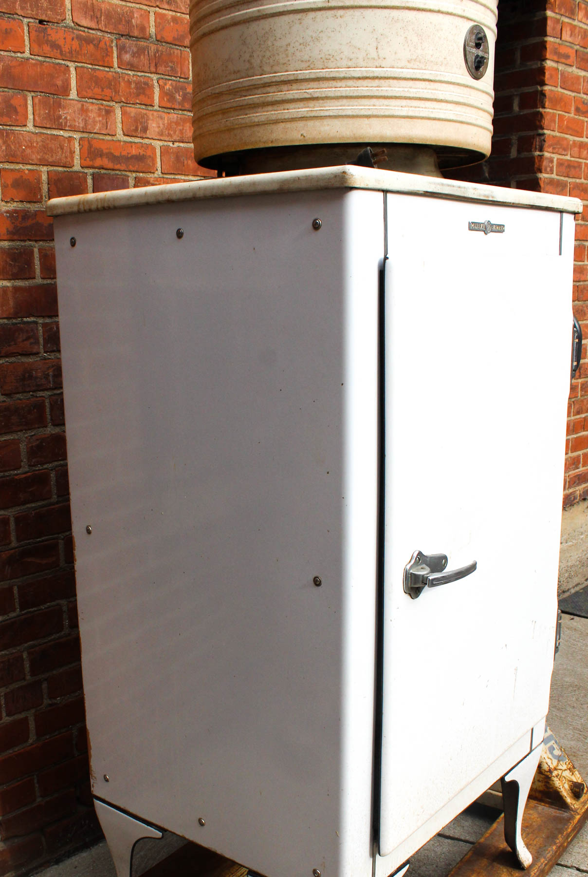 1930s General Electric Monitor Top Refrigerator