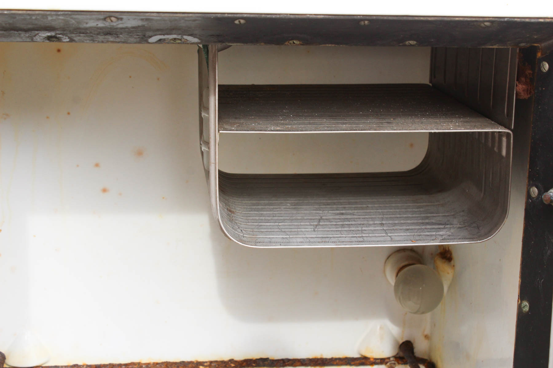 1930s General Electric Monitor Top Refrigerator