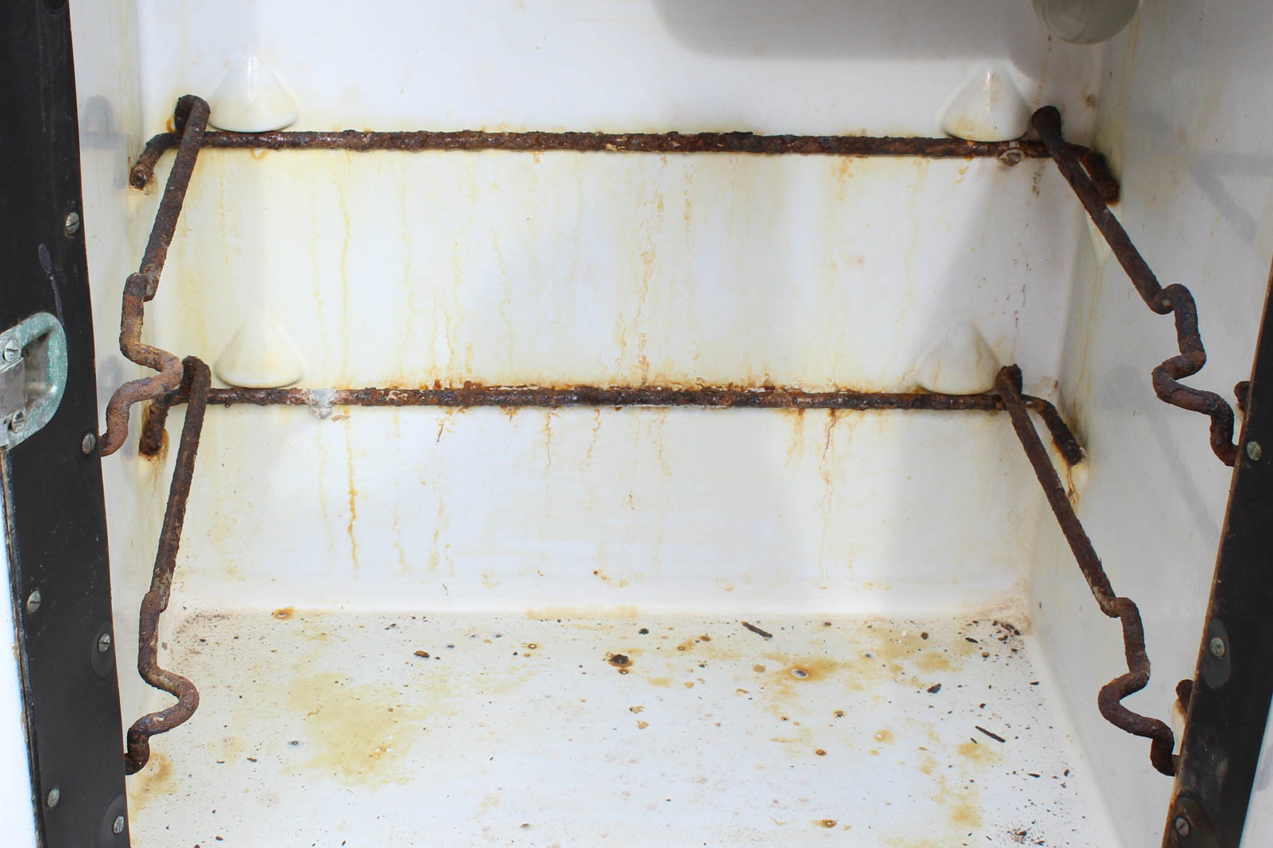 1930s General Electric Monitor Top Refrigerator