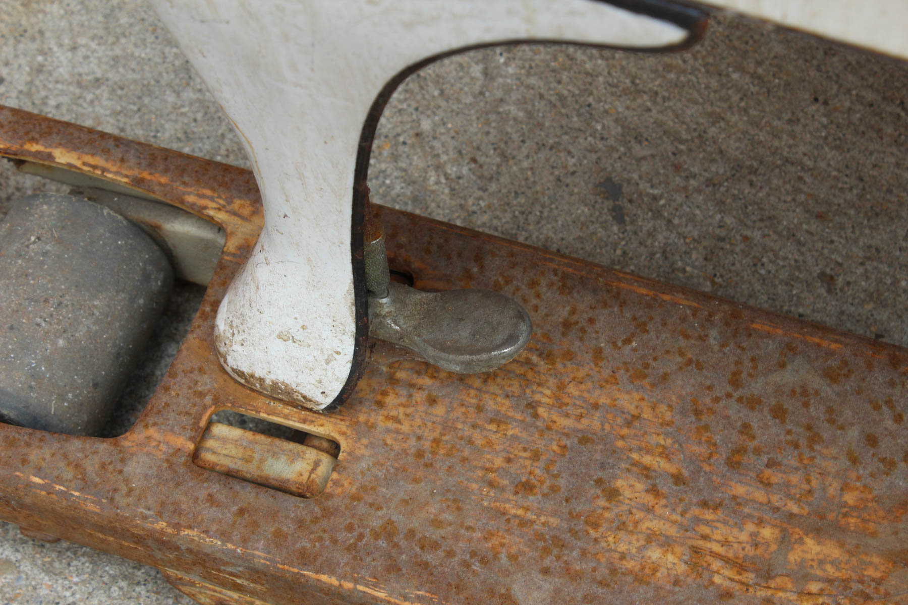 1930s General Electric Monitor Top Refrigerator