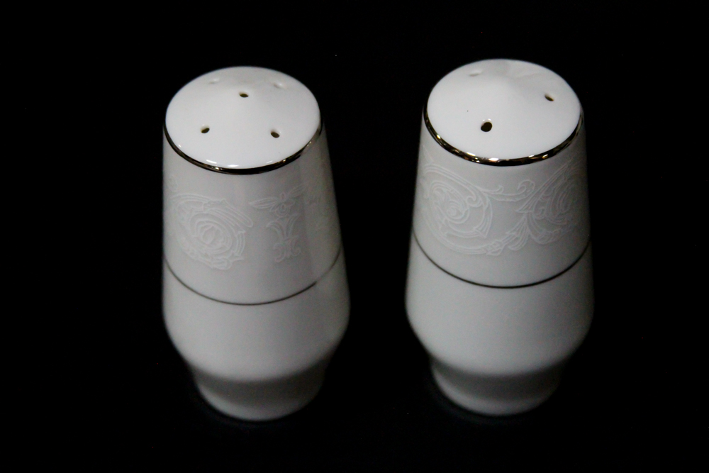 "Southwicke" Porcelain Dinnerware