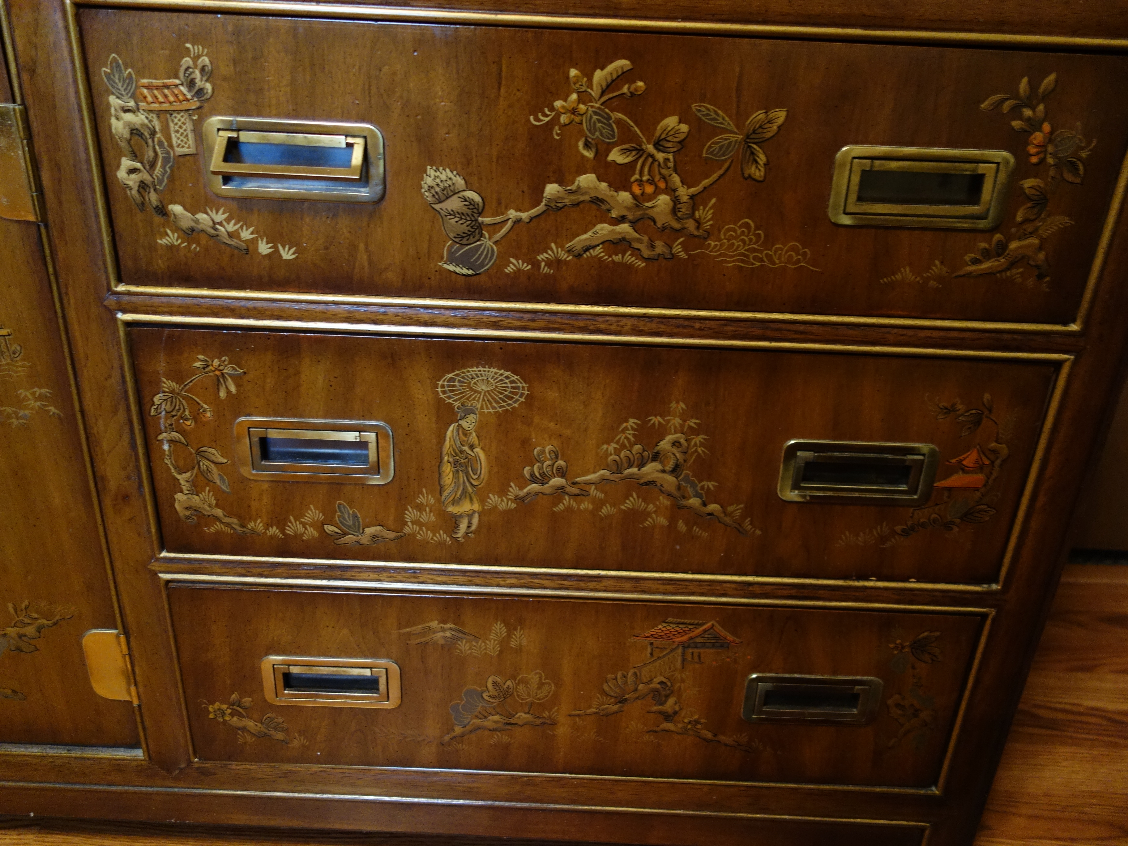 Drexel Heritage Dynasty Dresser with Mirror