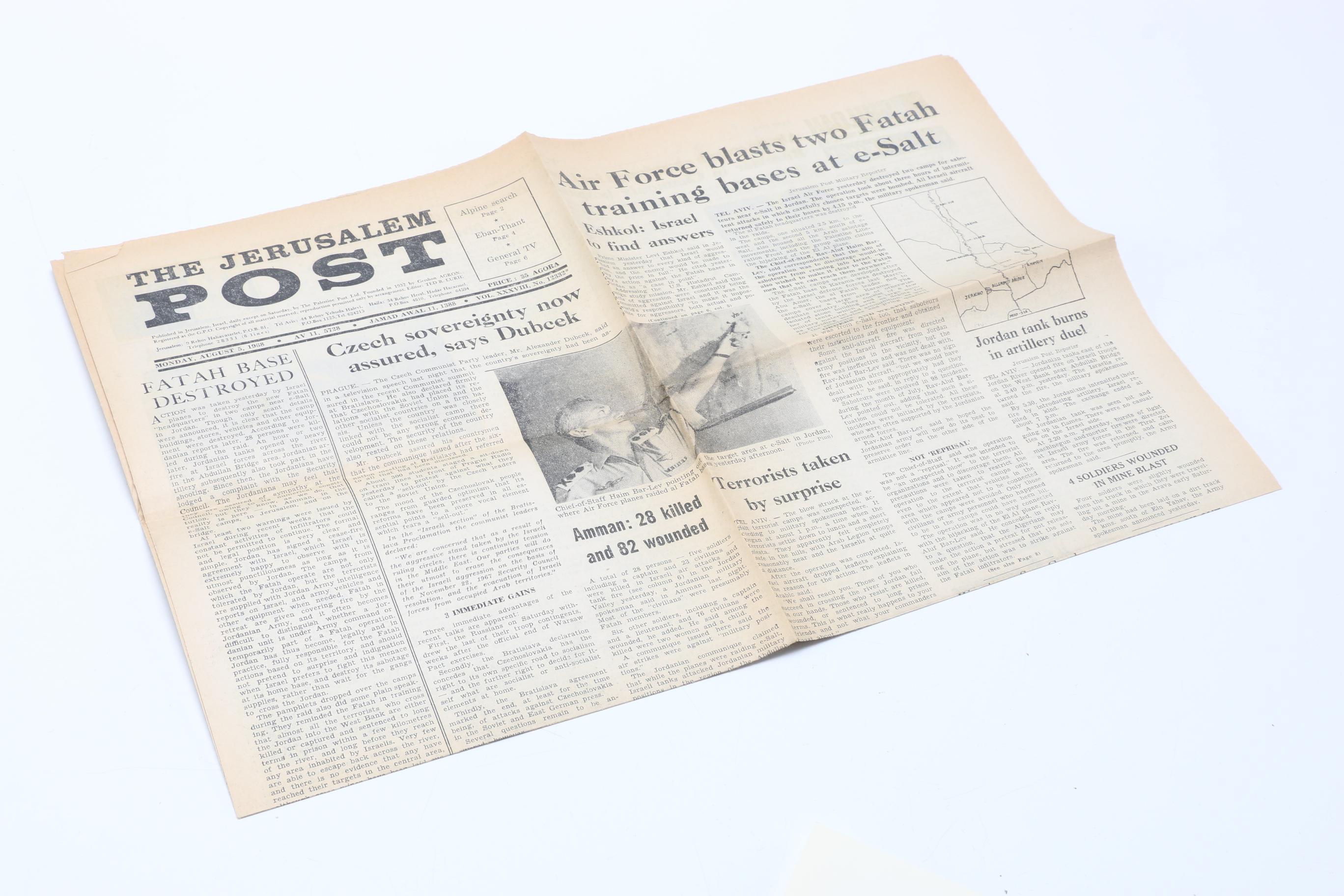 1967-1968 "Eye" and "See" Magazine and "Paris Mai - Juin" Portfolio