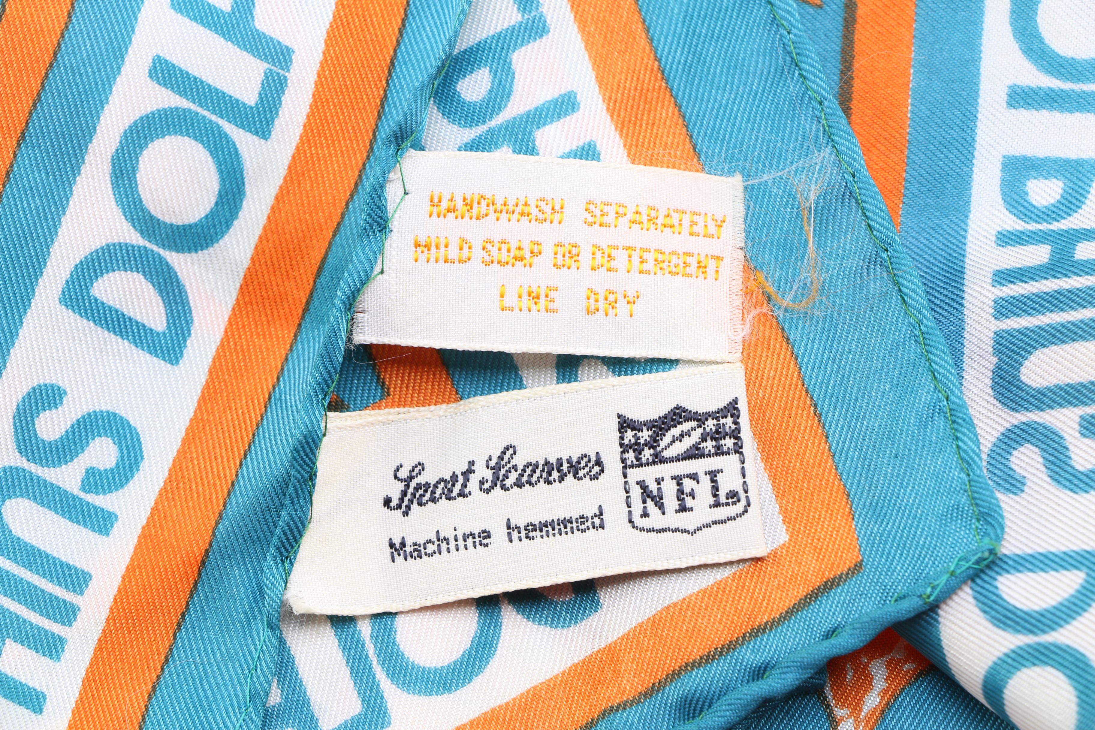 Miami Dolphins Pins and Scarf