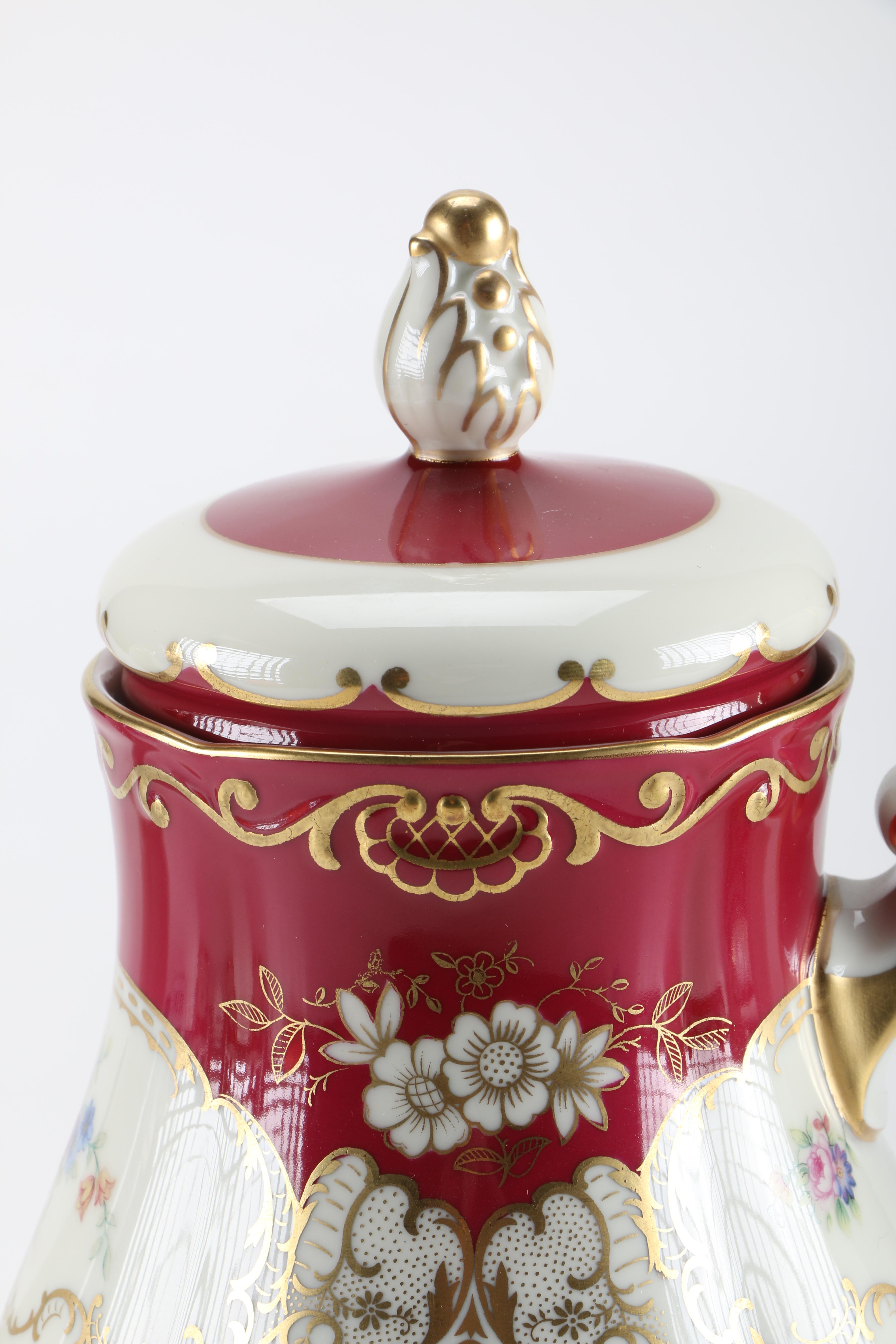 Royal Tettau "ROT243" Red and Gold Tea China