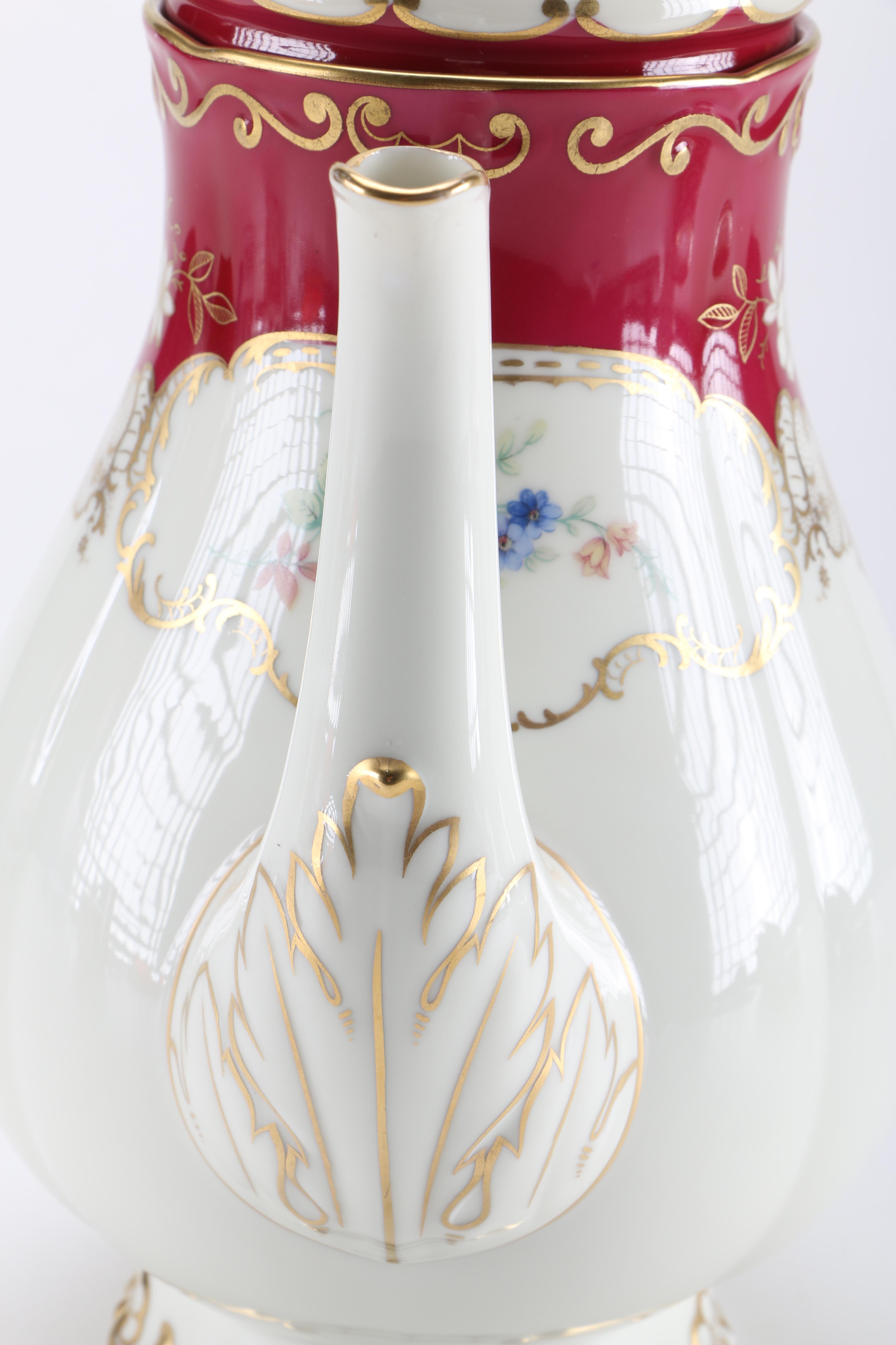 Royal Tettau "ROT243" Red and Gold Tea China