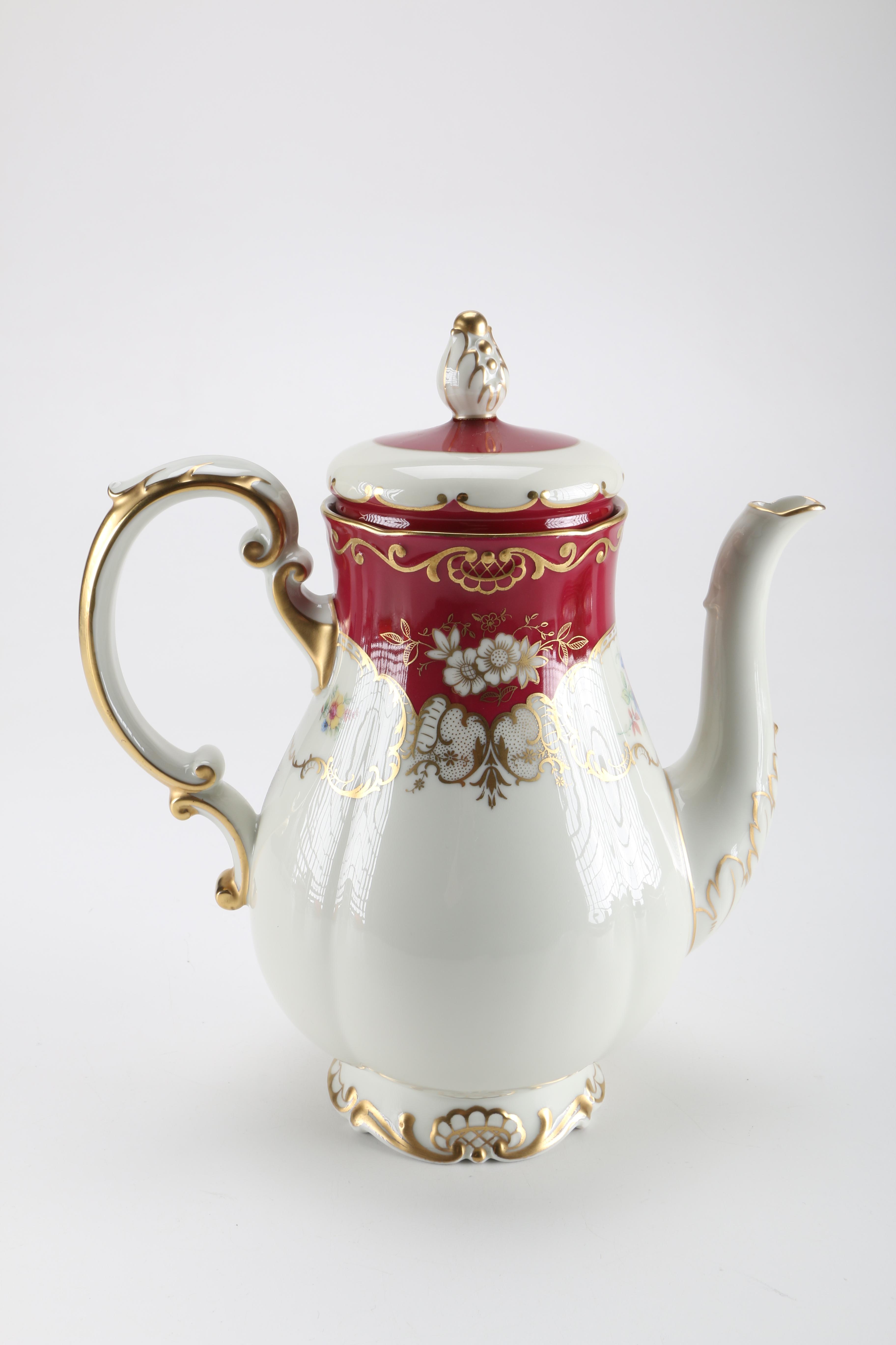 Royal Tettau "ROT243" Red and Gold Tea China