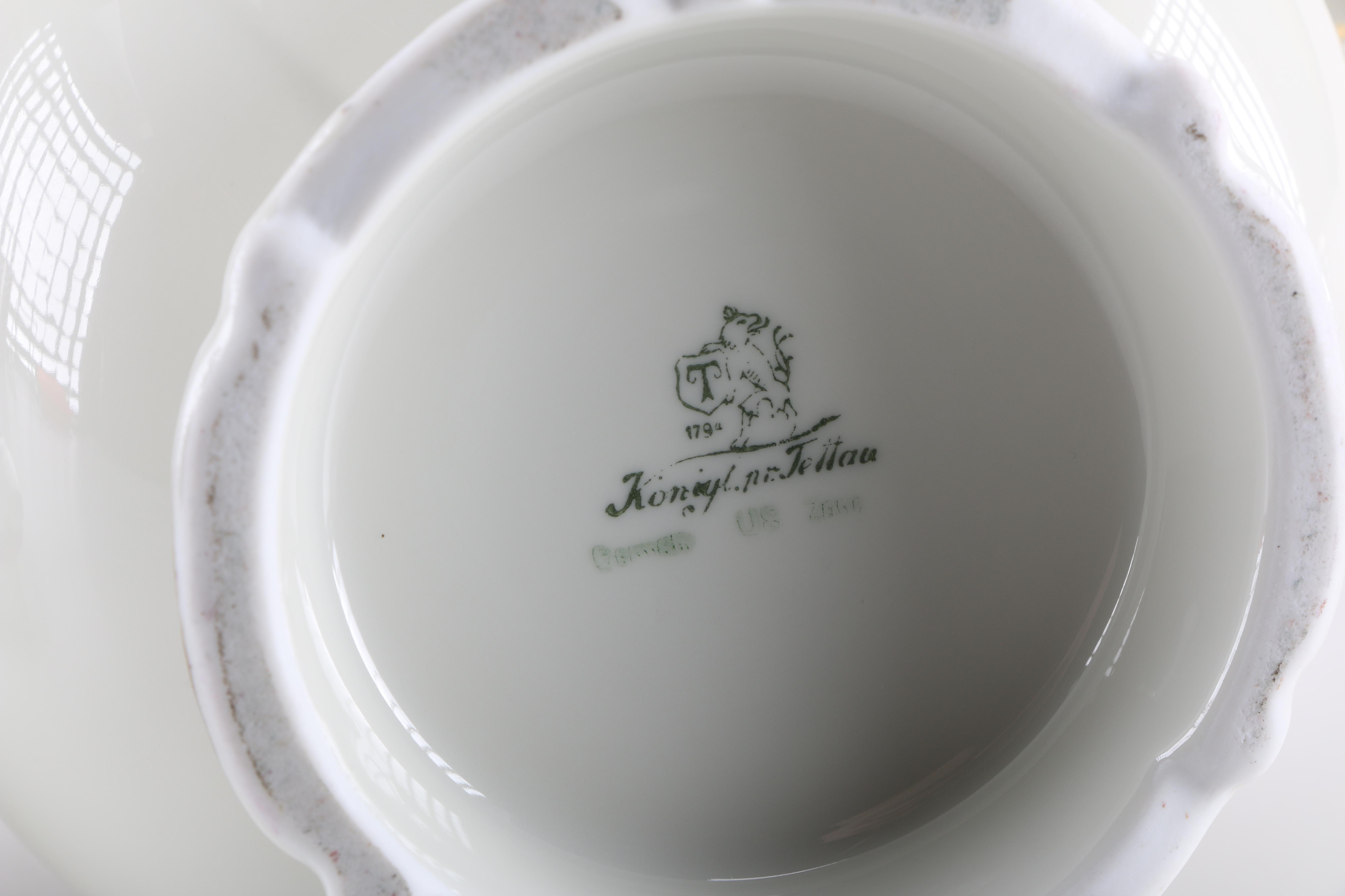 Royal Tettau "ROT243" Red and Gold Tea China