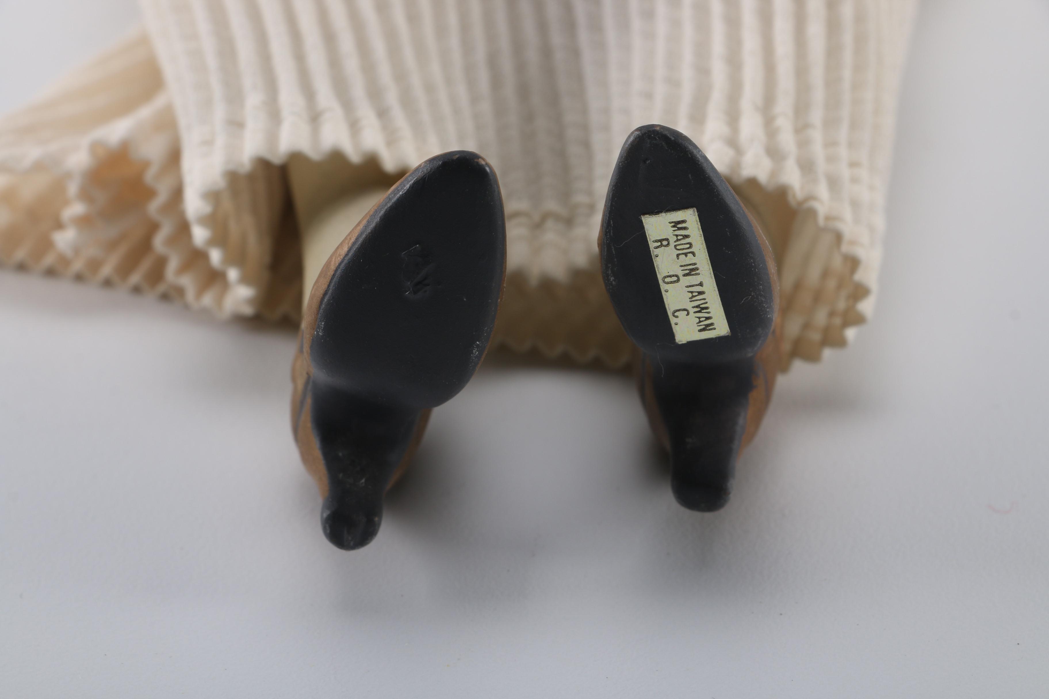 Selection of Porcelain Dolls Featuring Silvestri