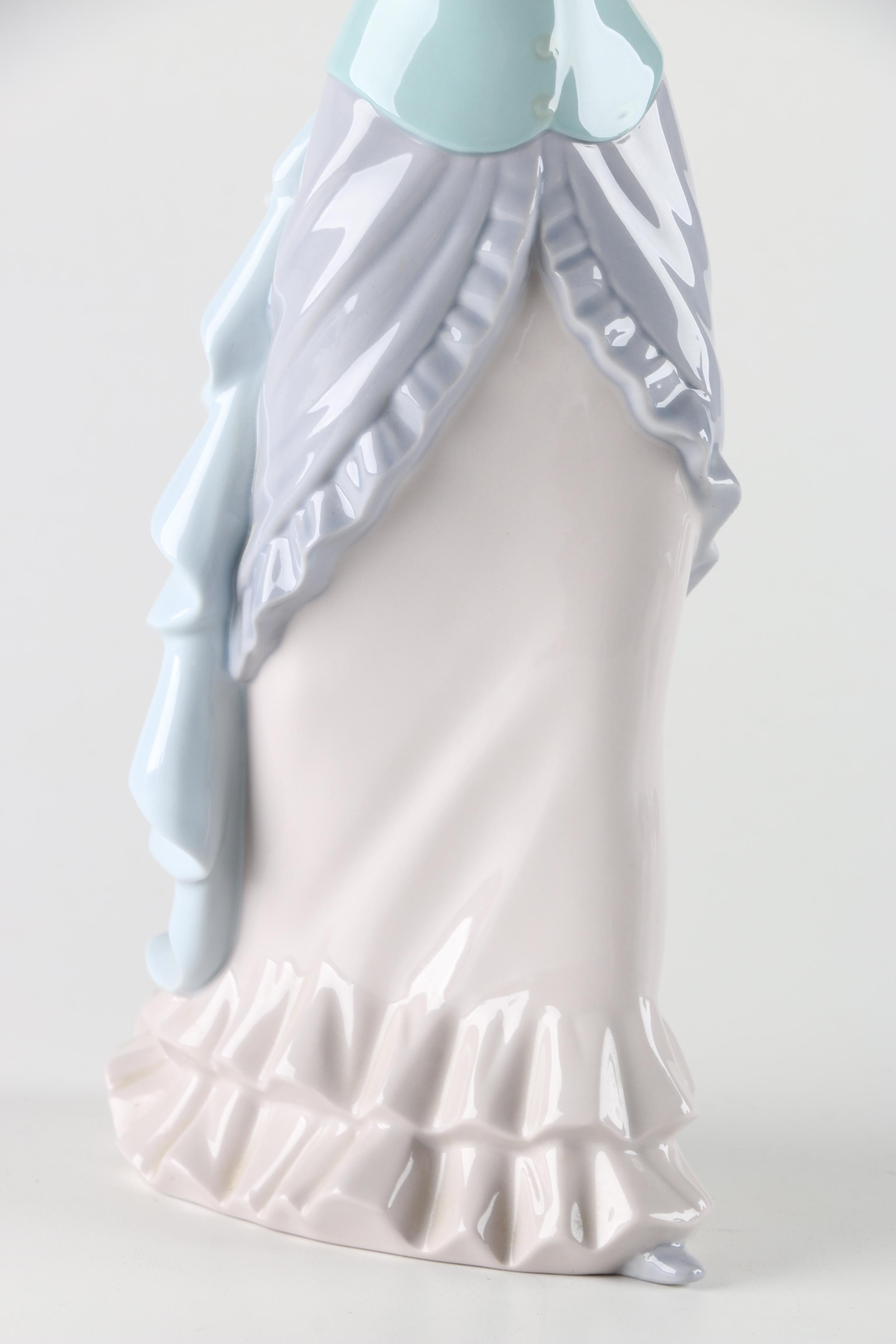 Lladró "Girl Reading Book" Porcelain Figurine