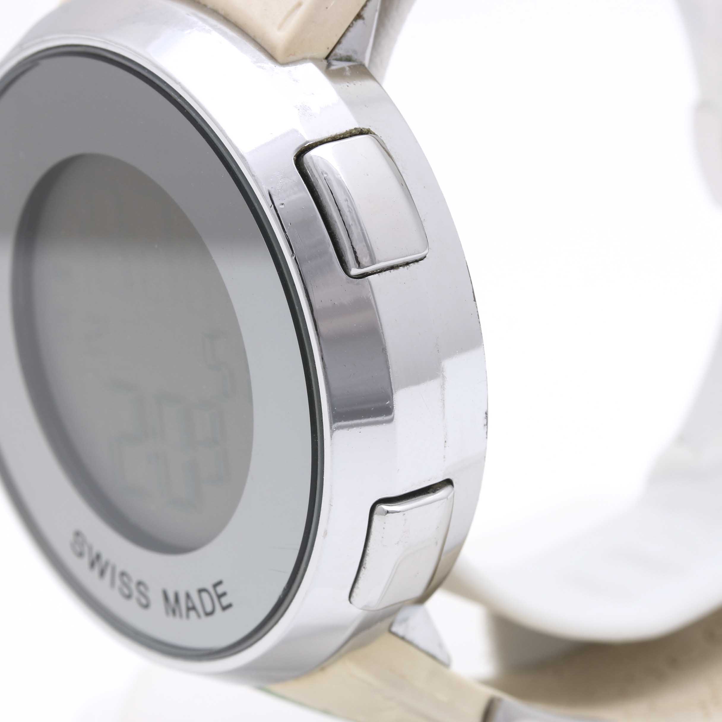 Gucci Men's Digital Watch