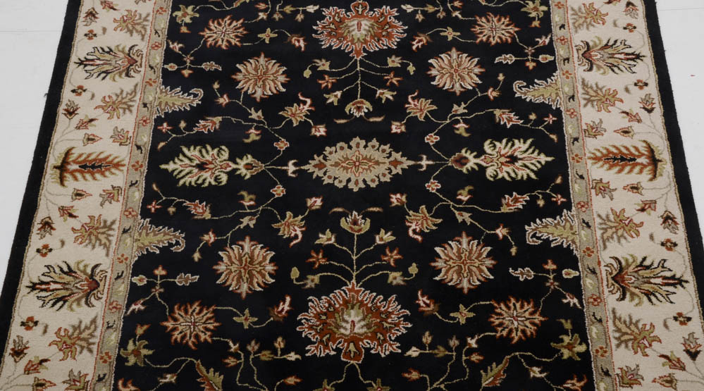 Hand Tufted Broyhill Wool Area Rug